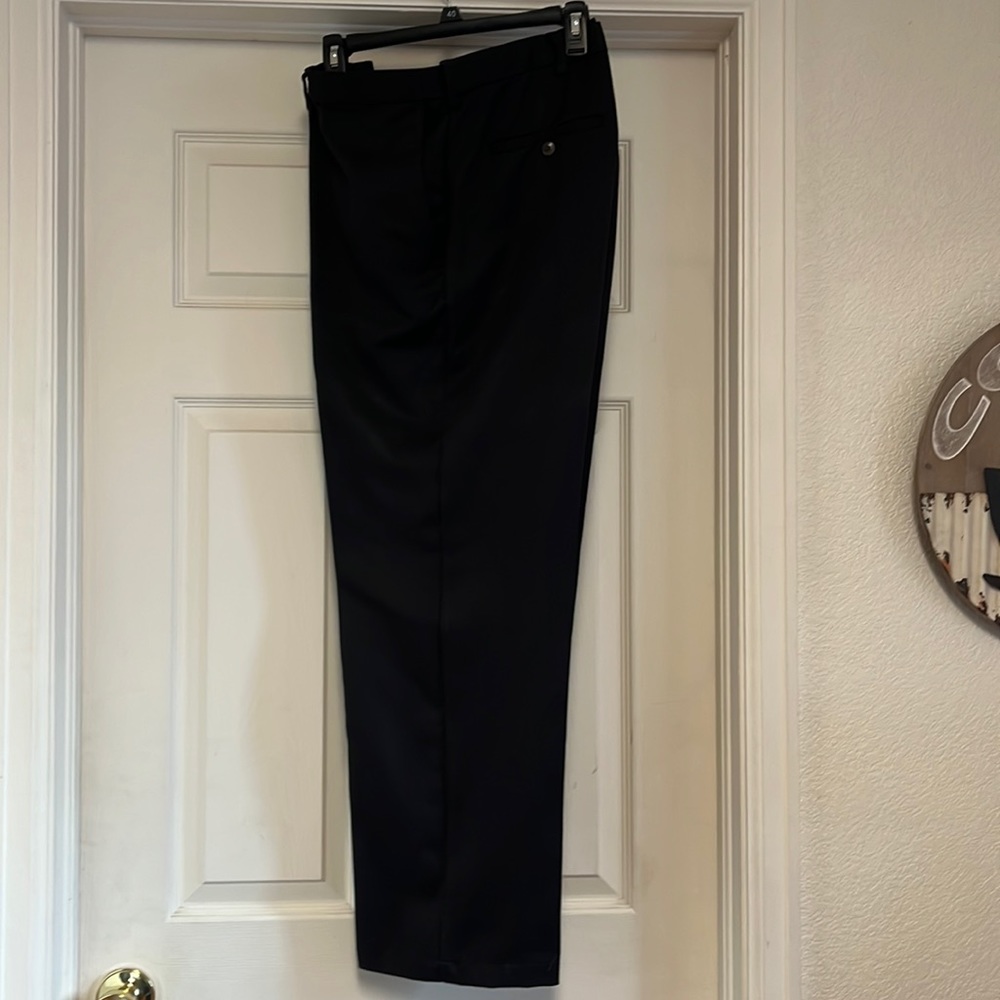 Men’s Haggar Classic Fit dress pants